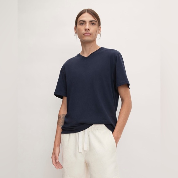 NWT Everlane The Essential Organic V-Neck Tee - Picture 1 of 10